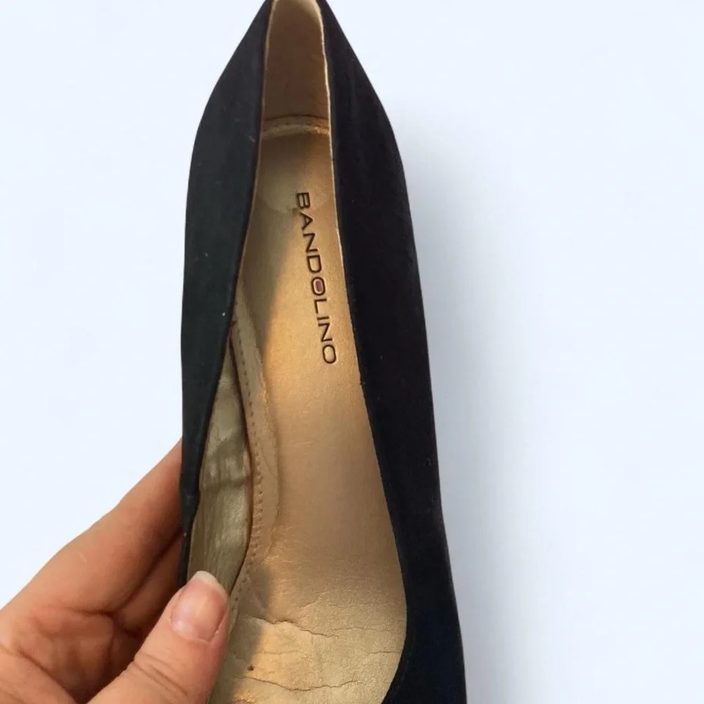 Bandolino Black Wedge Heels with Bow Detail